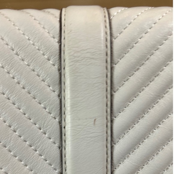 Rebecca Minkoff Love Crossbody Bag White Chevron Leather Silver Hardware - Picture 4 of 10